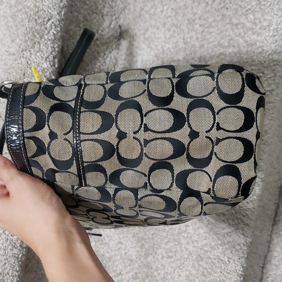 Coach monogram shoulder bag and wallet set - Picture 4 of 14